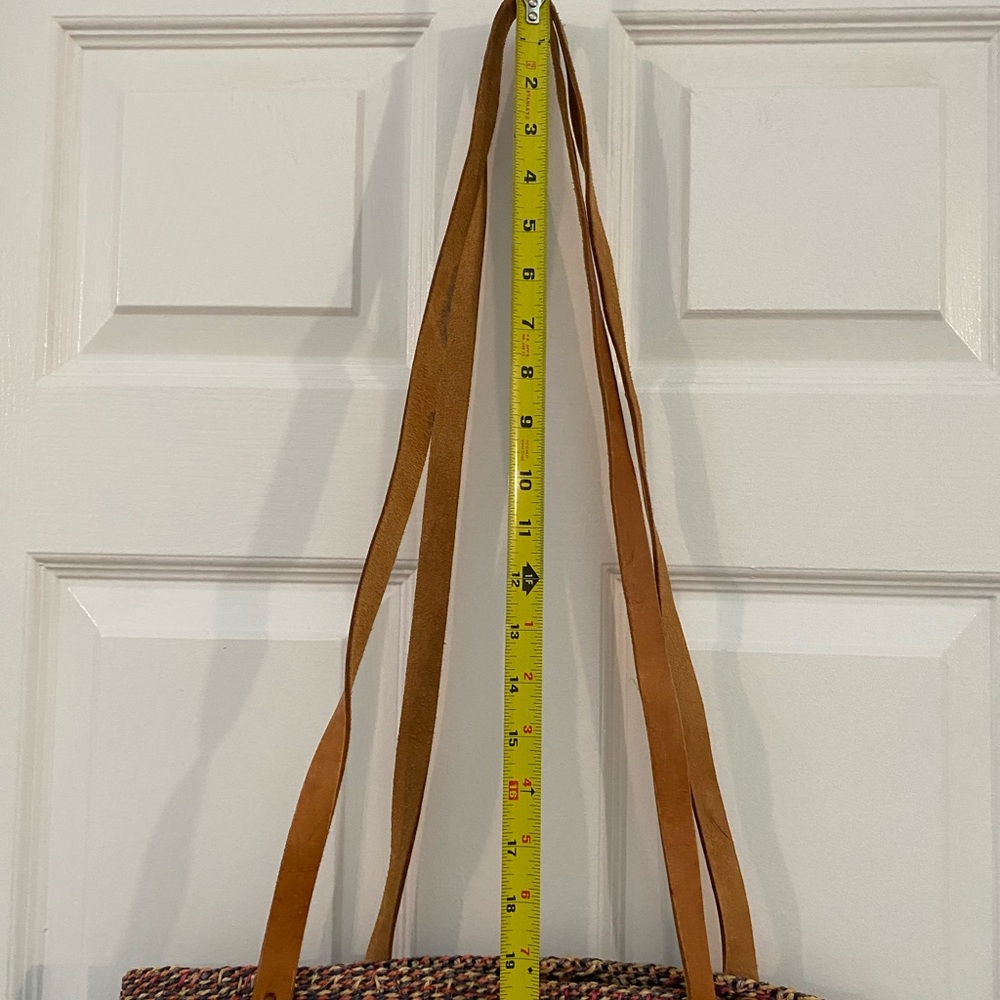 Handwoven Vintage Multi-Color African Sisal Market Tote w Tan Shoulder Straps - Picture 9 of 10